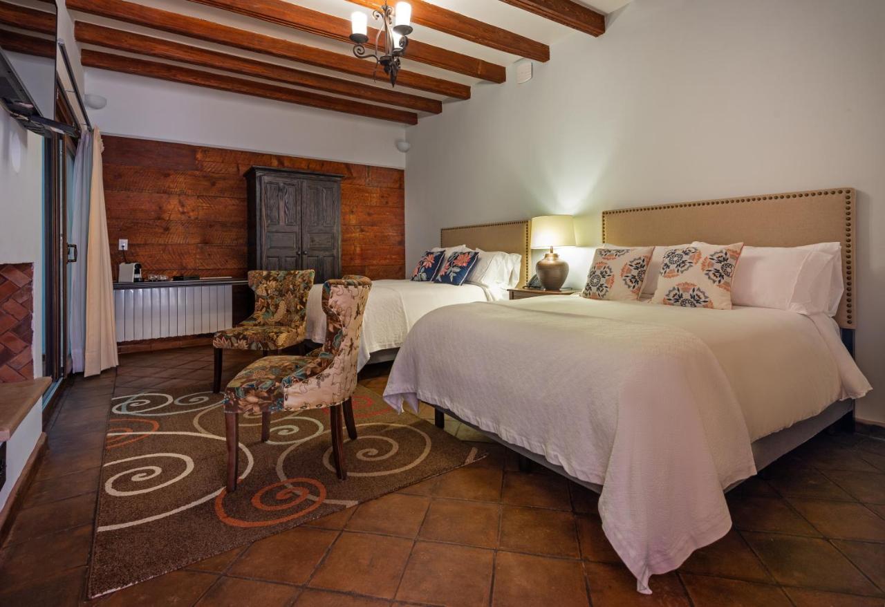 Hotel Boutique Casa Colorada Пацкуаро Экстерьер фото