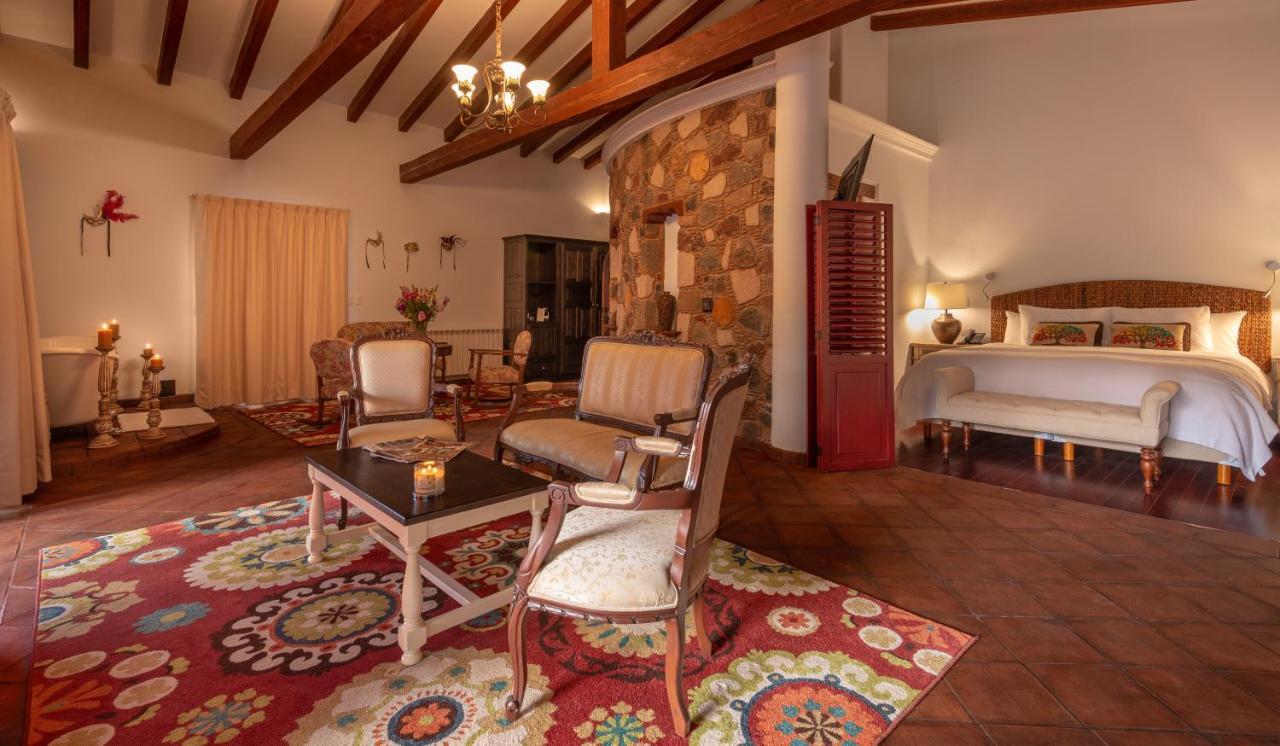 Hotel Boutique Casa Colorada Пацкуаро Экстерьер фото