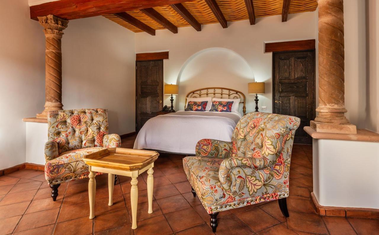 Hotel Boutique Casa Colorada Пацкуаро Экстерьер фото